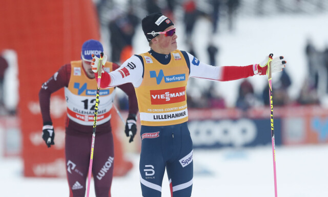 image: Klæbo bukket da han gikk i mål: - Skisportens nye wonderboy